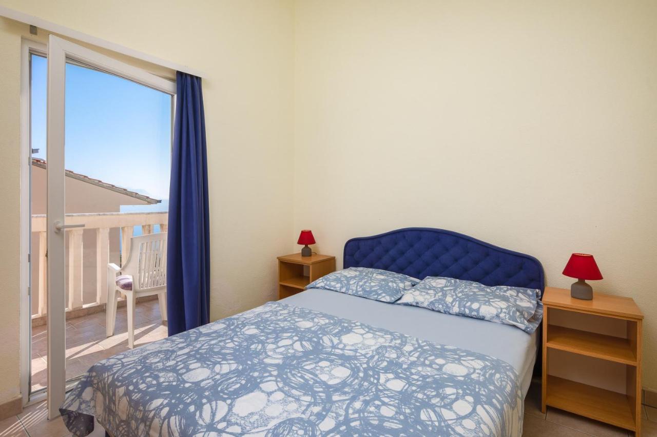 Apartments & Restaurant Galeb Marusici  Kültér fotó