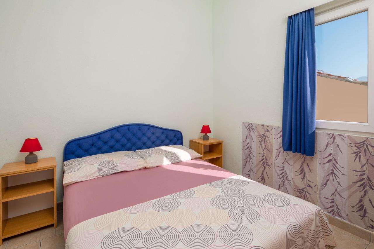 Apartments & Restaurant Galeb Marusici  Kültér fotó