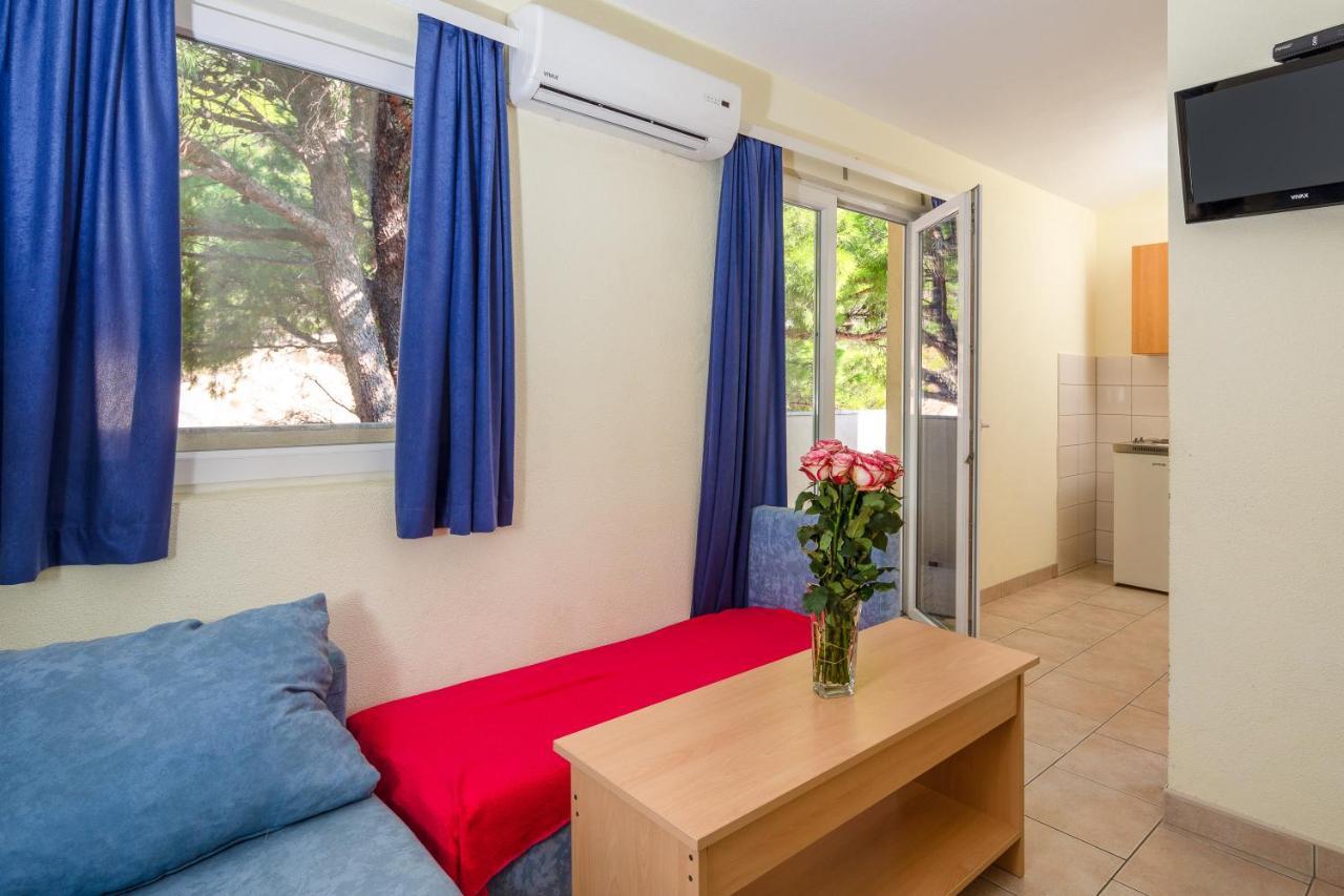 Apartments & Restaurant Galeb Marusici  Kültér fotó